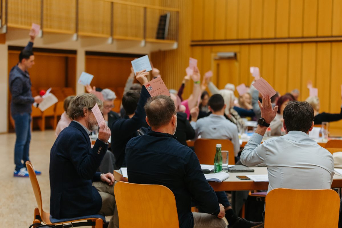 2025-12-03 SLOe Deligiertenversammlung CMecGreenie-114