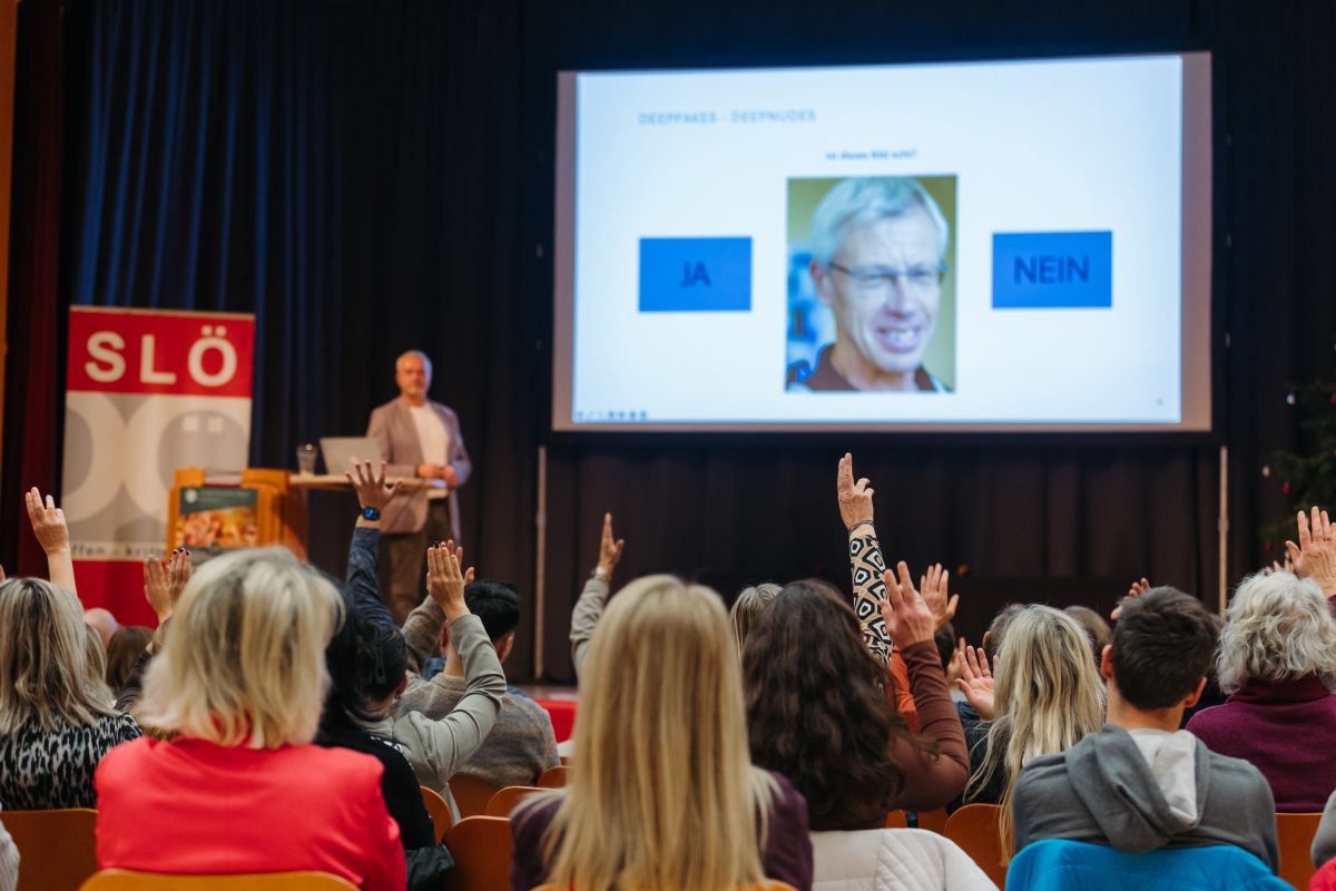 2025-12-03 SLOe Generalversammlung CMecGreenie-35